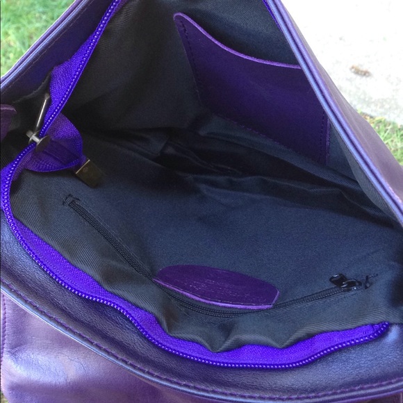 Purple Leather Crossbody Bag - Picture 4 of 6